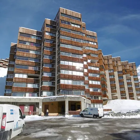 Apartment Serac - Location: En De La Station Mae-9049 *